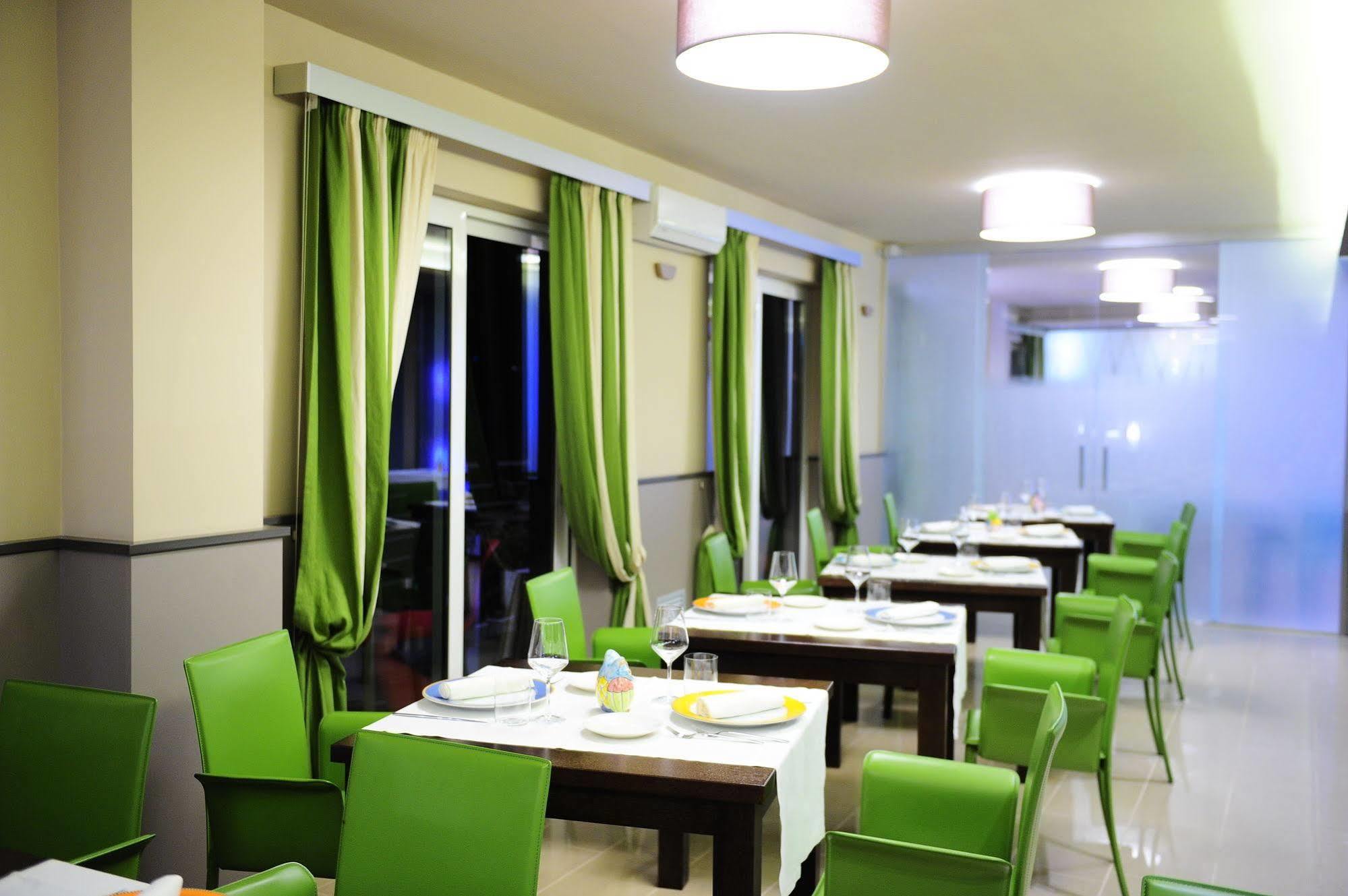 Chez Le Sourire Hotel จิฟโฟนี วัลเล เปียนา ภายนอก รูปภาพ